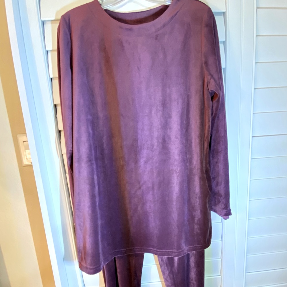 Velvet Lounge Set